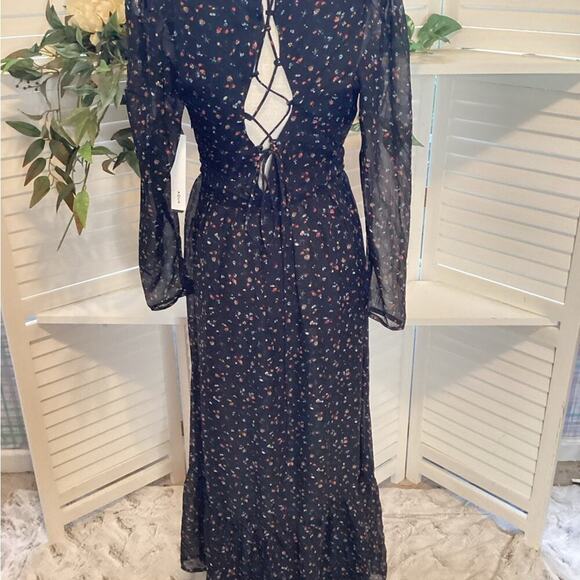 AQUA NWT BLACK COTTAGE CORE FLORAL DRESS SIZE SMALL 1217 - Picture 7 of 10